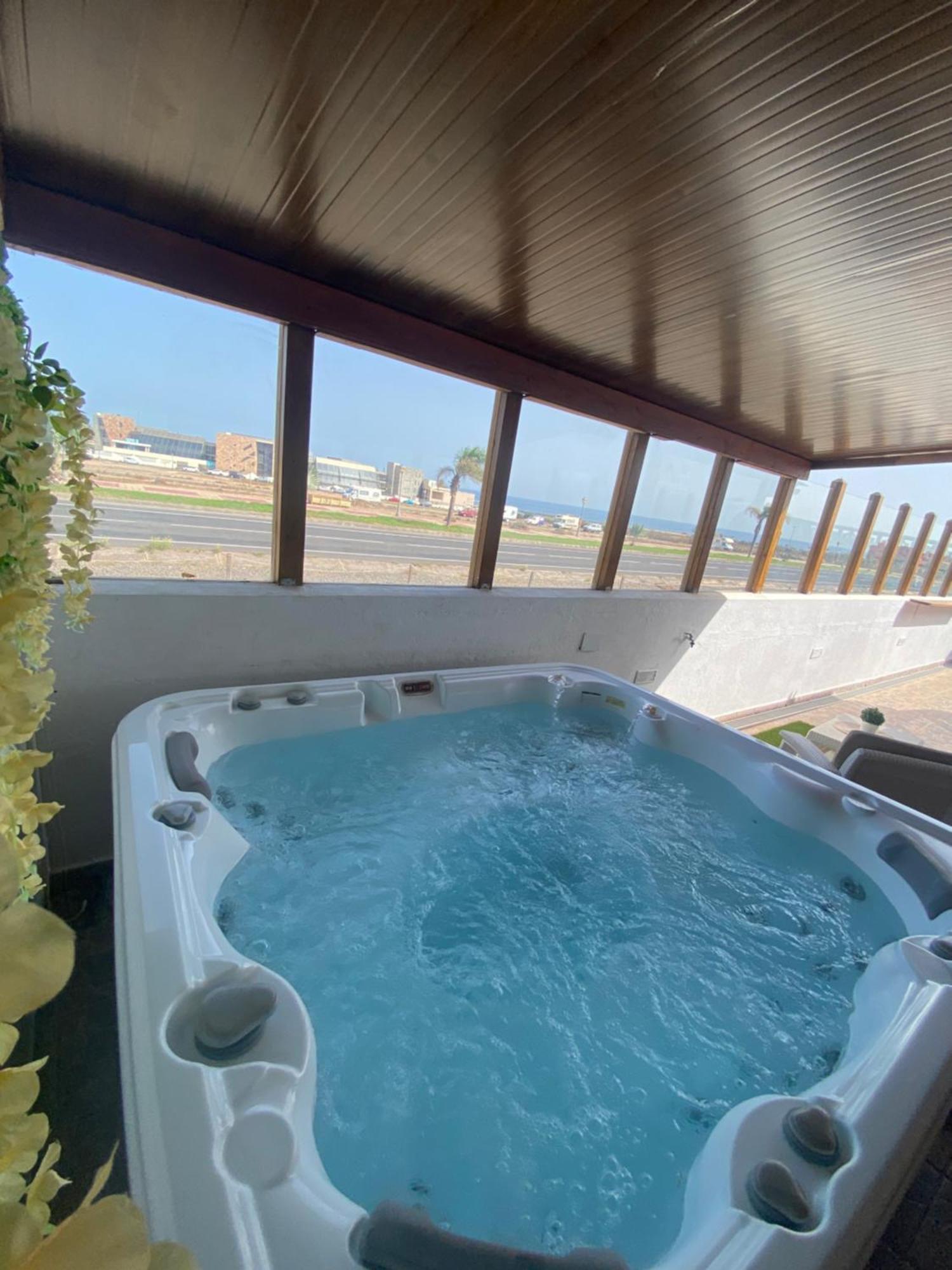 Beach Villa Private Heated Pool Калета де Фусте Екстериор снимка